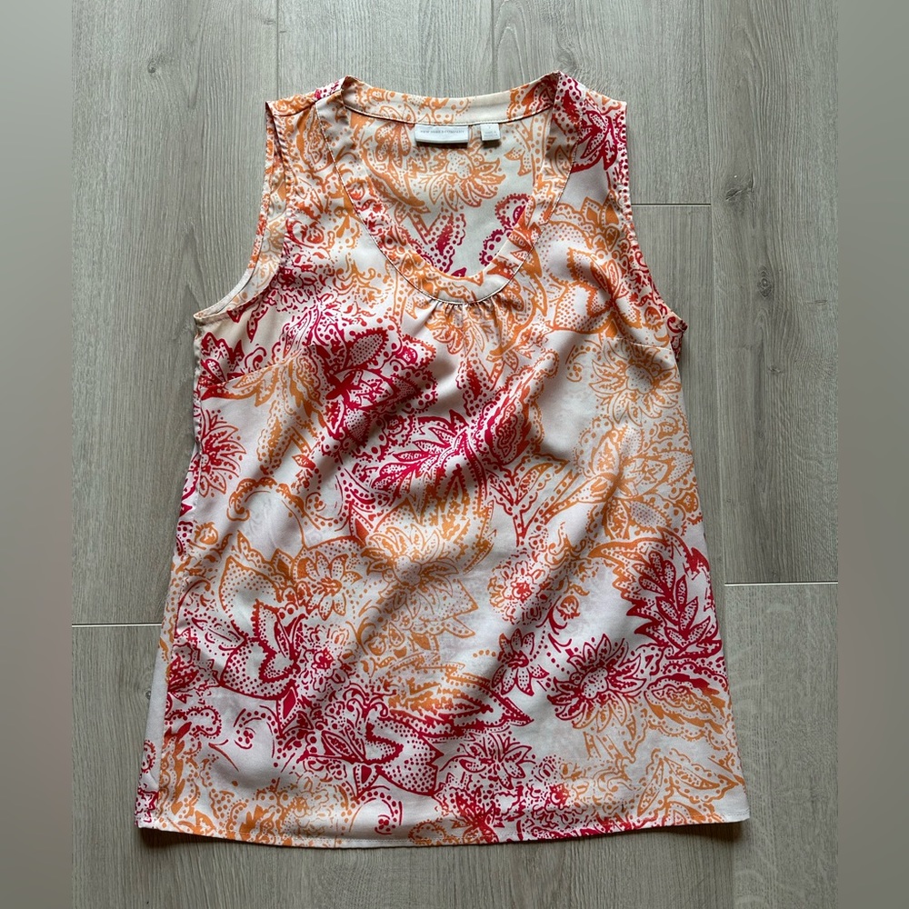 New York & Company Flower Pattern Sleeveless Top Size Small